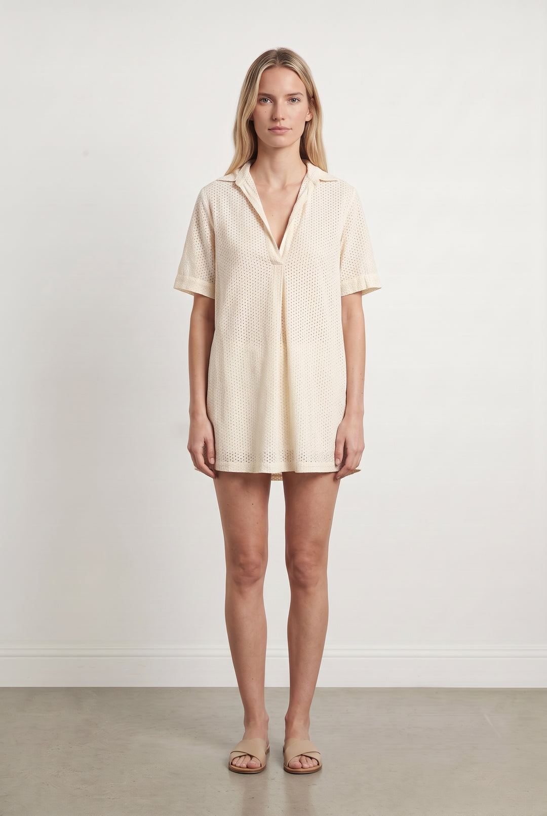 Robe Courte Beige - Taille M/38 de la marque Comptoir des Cotonniers | PARAD125697 - Vendu par Paradigme - Image 1