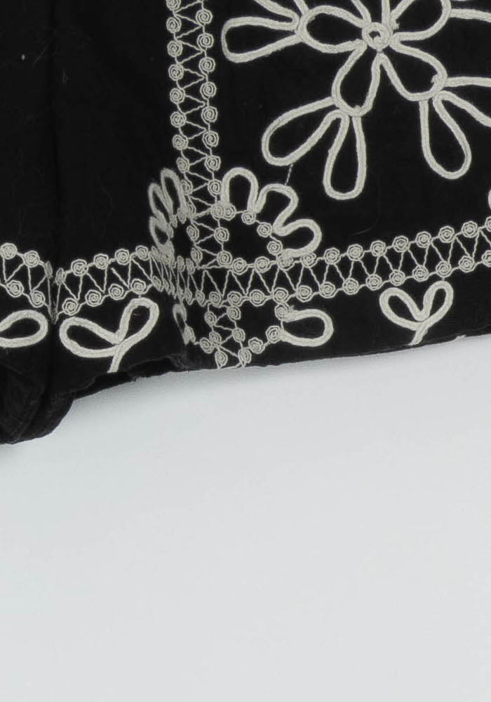 Short Brodé Noir - Taille M/38 de la marque Sézane | PARAD125732 - Vendu par Paradigme - Image 3