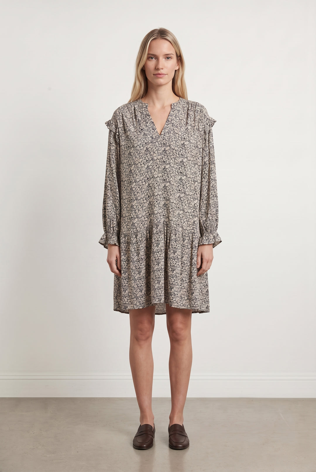 Robe Midi Beige et Noire - Taille M/38 de la marque Soeur | PARAD125865 - Vendu par Paradigme - Image 1