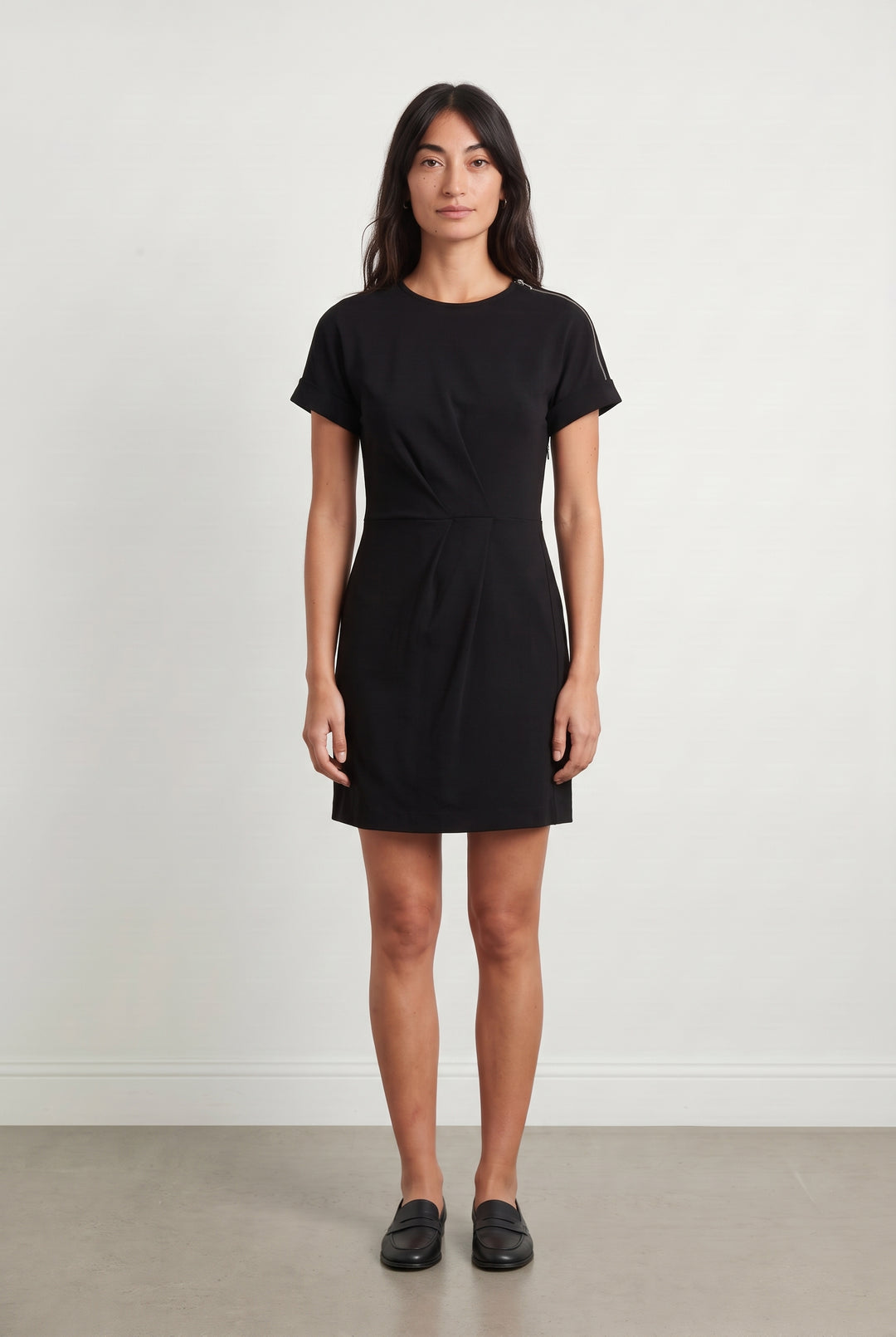 Robe Courte Noire - Taille XS/34 de la marque IKKS | PARAD126223 - Vendu par Paradigme - Image 1
