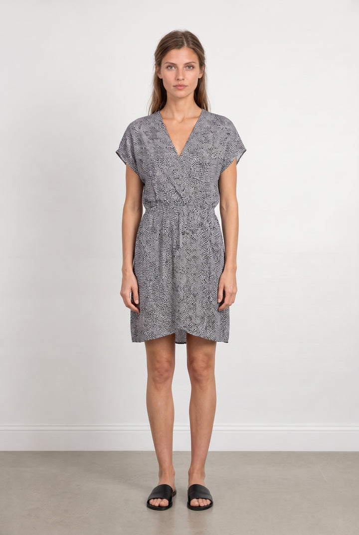 Robe Courte Noire et Blanche - Taille M/38 de la marque Maje | PARAD126497 - Vendu par Paradigme - Image 1