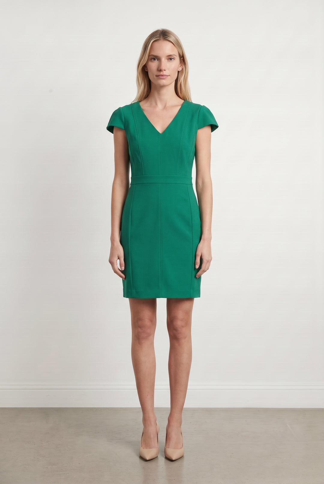 Robe Courte Verte - Taille M/38 de la marque Caroll | PARAD126504 - Vendu par Paradigme - Image 1