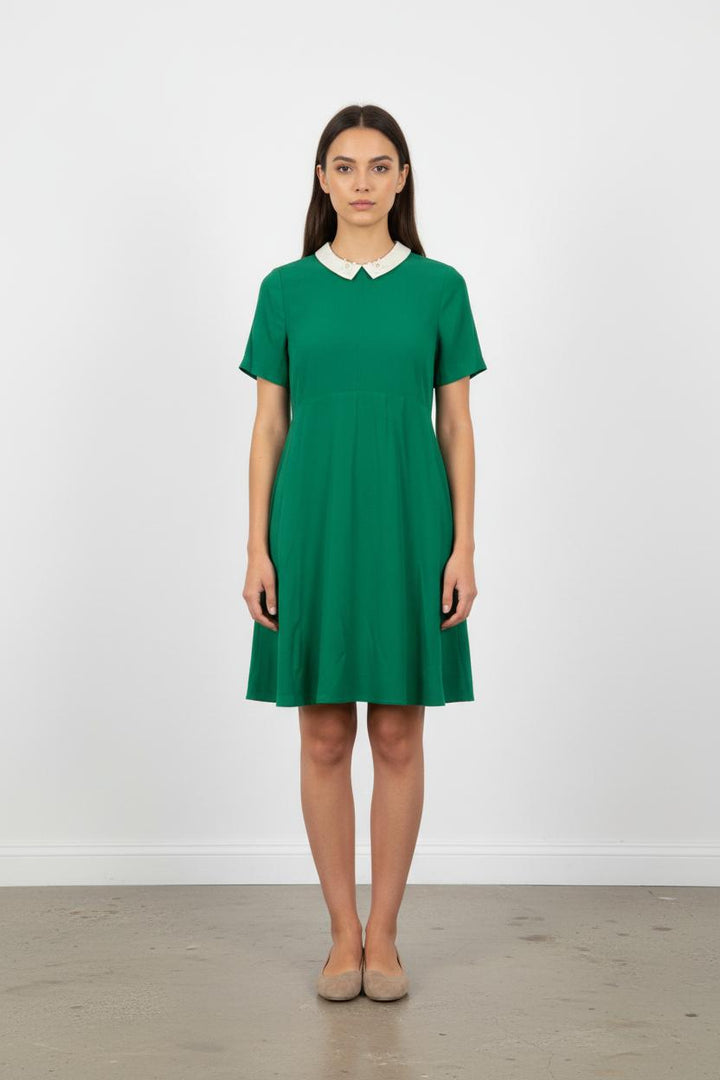 Robe verte avec col blanc - Taille S/36