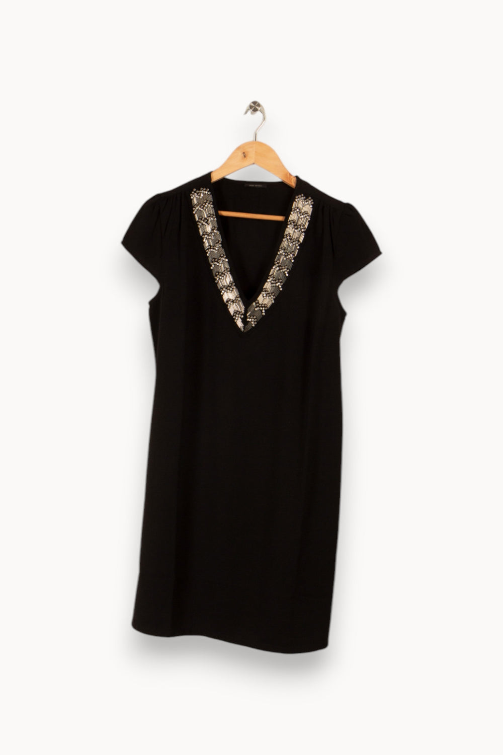 Robe noire avec bijoux - Taille S/36