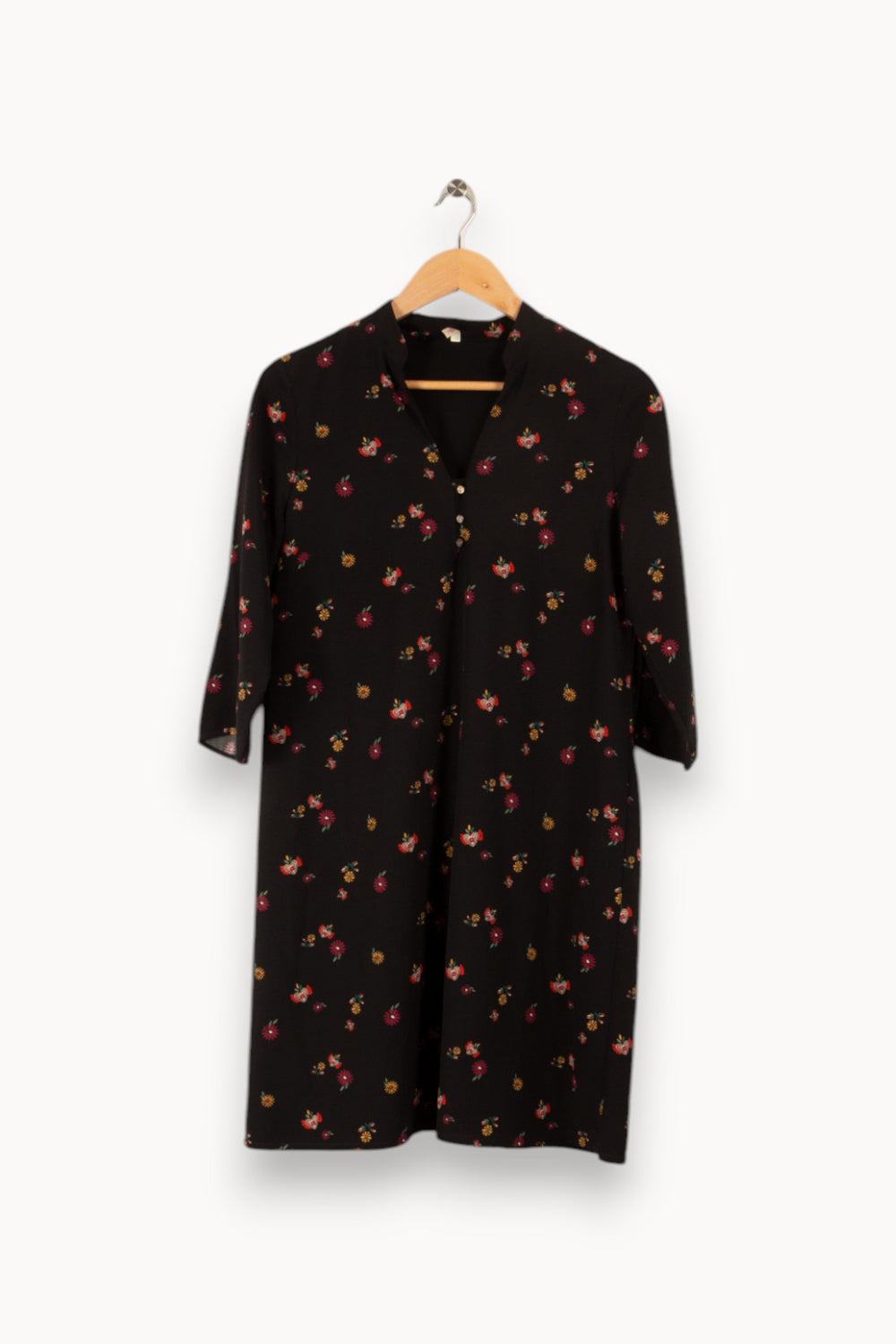 Robe noire à motif fleuri - Taille L/40
