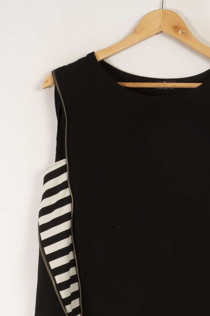 Robe noire avec détails - Taille M/38