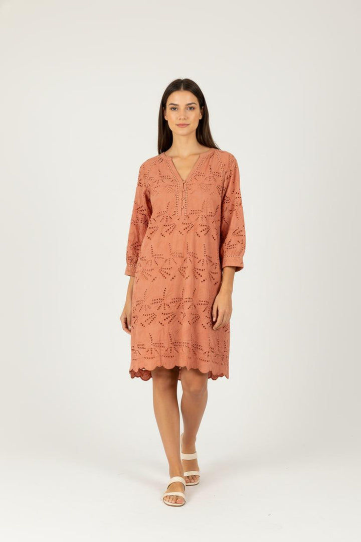 Robe en dentelle rose - Taille S/36