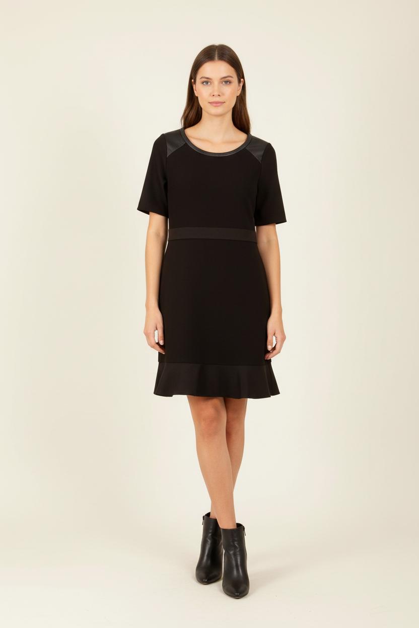 Robe Courte Noire - Taille L/40 de la marque ZAPA | PARAD22872 - Vendu par Paradigme - Image 1