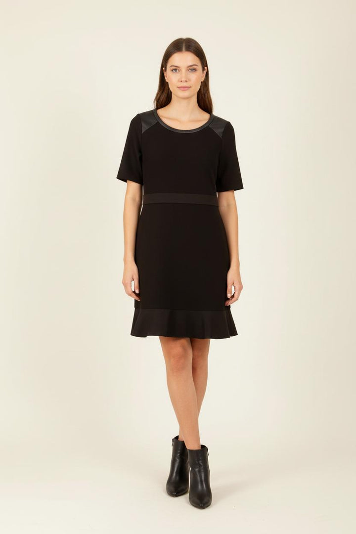 Robe Courte Noire - Taille L/40 de la marque ZAPA | PARAD22872 - Vendu par Paradigme - Image 1