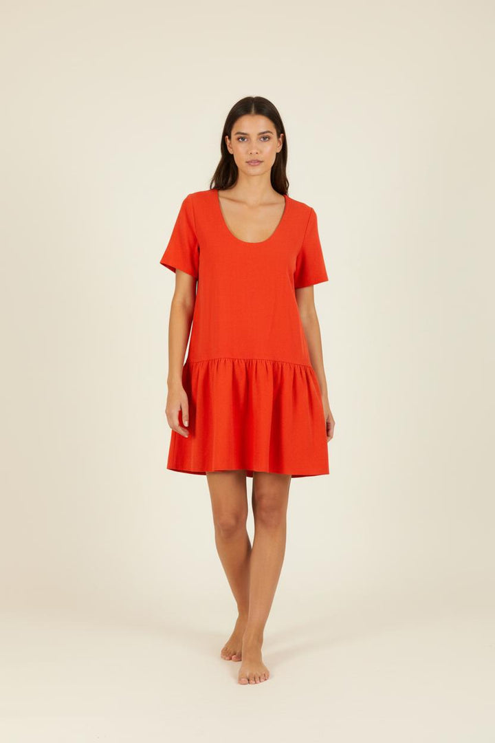 Robe rouge - Taille rose