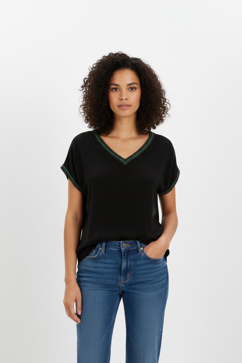 Top noir avec détails au col - Taille S/36