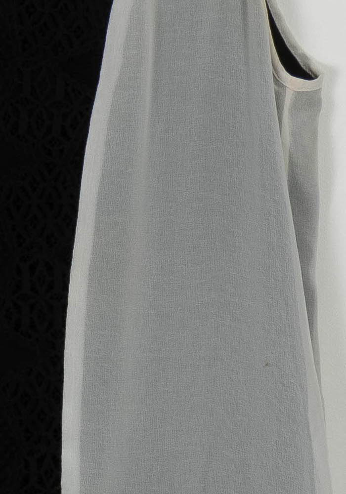 Robe Courte Noire et Grise - Taille M/38 de la marque Sandro | PARAD25882 - Vendu par Paradigme - Image 3