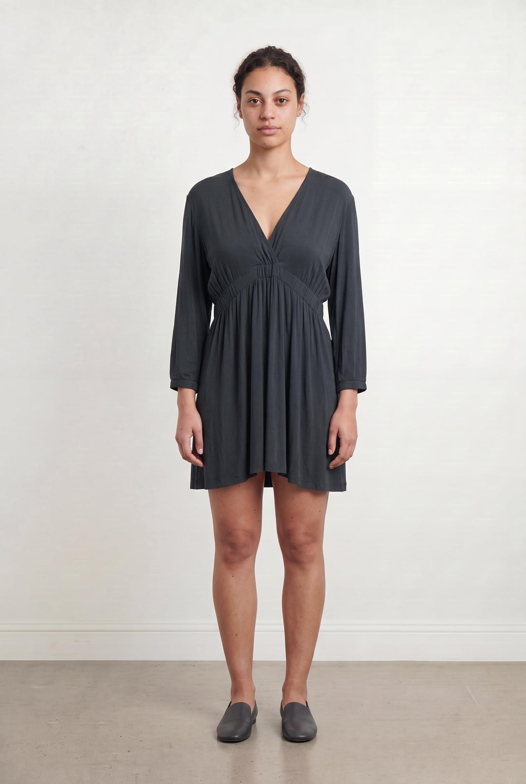 Robe Courte Bleue - Taille L/40 de la marque American Vintage | PARAD26222 - Vendu par Paradigme - Image 1