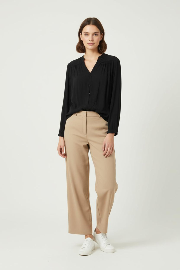 Blouse Noire - Taille XS/34 de la marque ba&sh | PARAD26358 - Vendu par Paradigme - Image 1