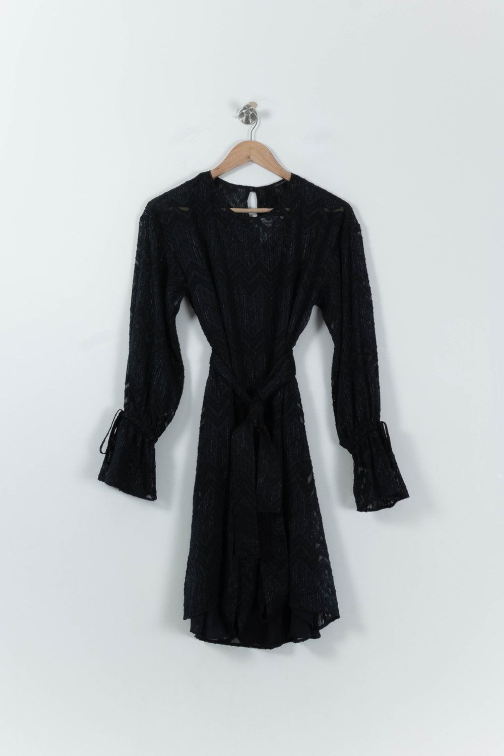 Robe Courte Noire - Taille M/38 de la marque IKKS | PARAD26888 - Vendu par Paradigme - Image 2