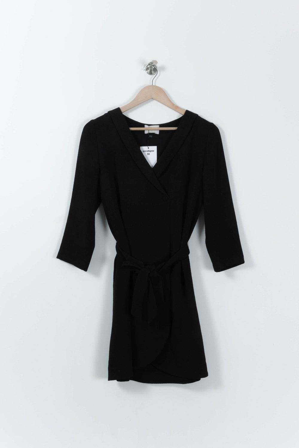 Robe portefeuille noire - Taille M/38 de la marque Sézane | PARAD27035 - Vendu par Paradigme - Image 2