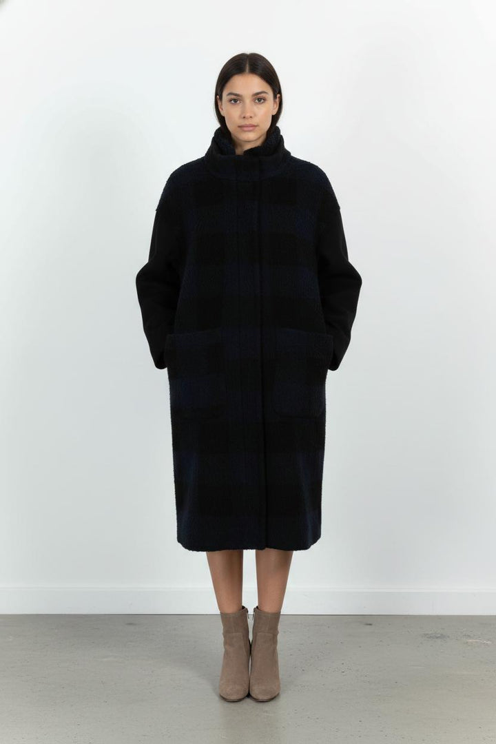 Manteau Bleu et Noir - Taille M/38 de la marque La Fée Maraboutée | PARAD27403 - Vendu par Paradigme - Image 1