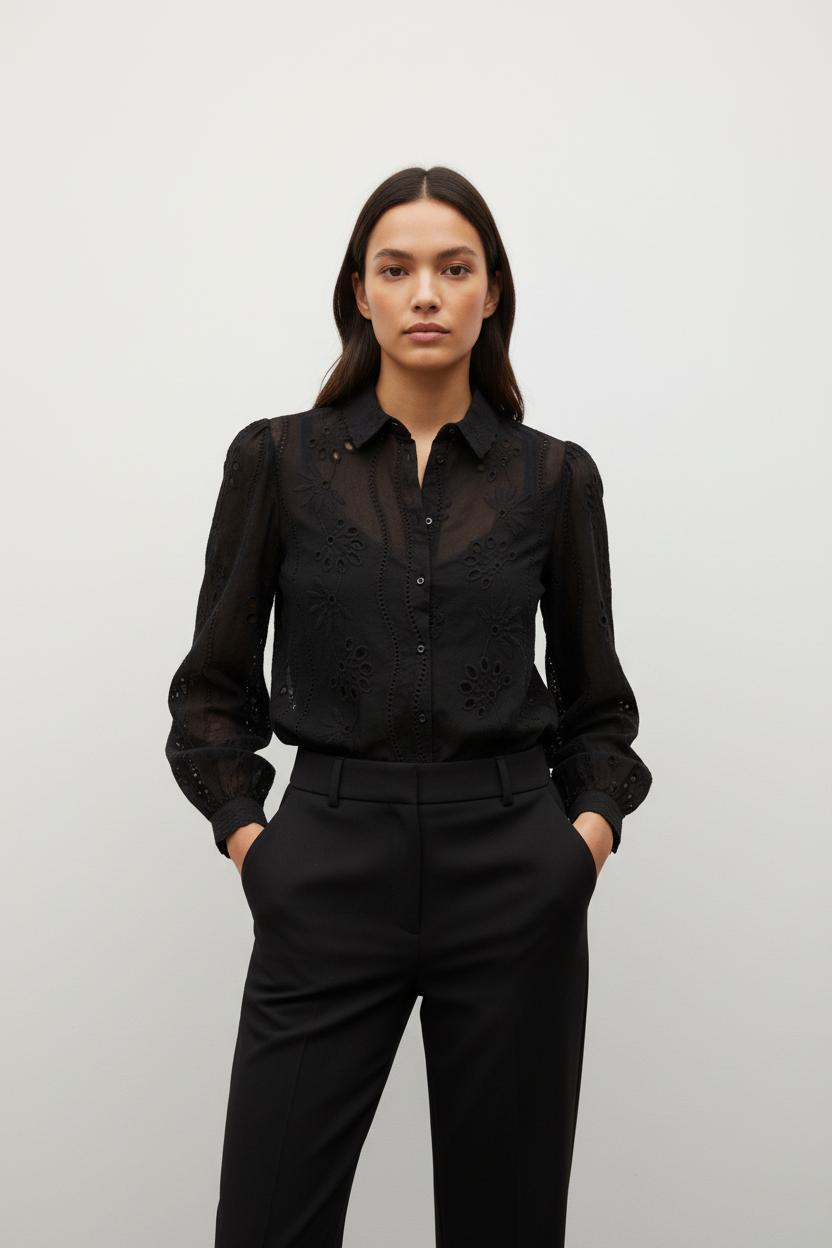 Chemise noire en broderie - Taille S/36