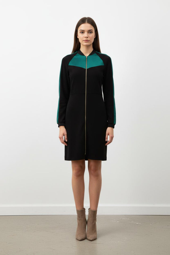 Robe noire avec détails verts - Taille S/36