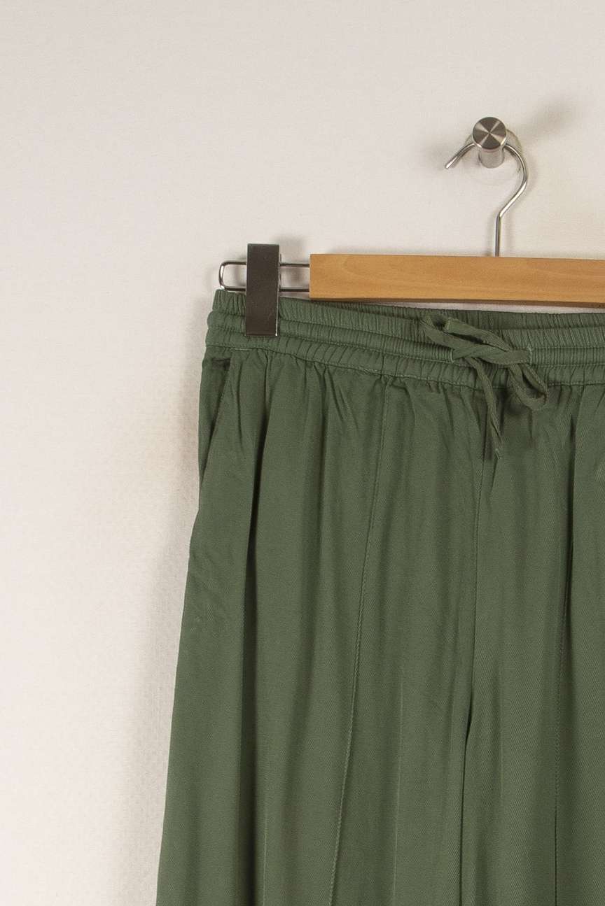 Pantalon Vert - Taille M/38 de la marque American Vintage | PARAD31655 - Vendu par Paradigme - Image 2