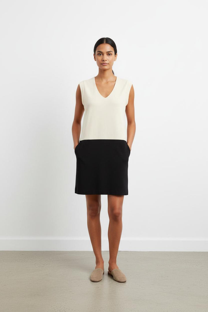 Robe noire et beige - Taille M/38