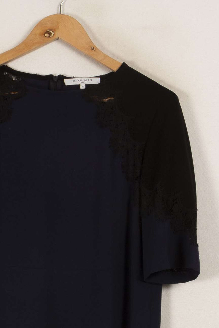 Robe courte bleue avec les épaules et les manches noires - Taille L/40