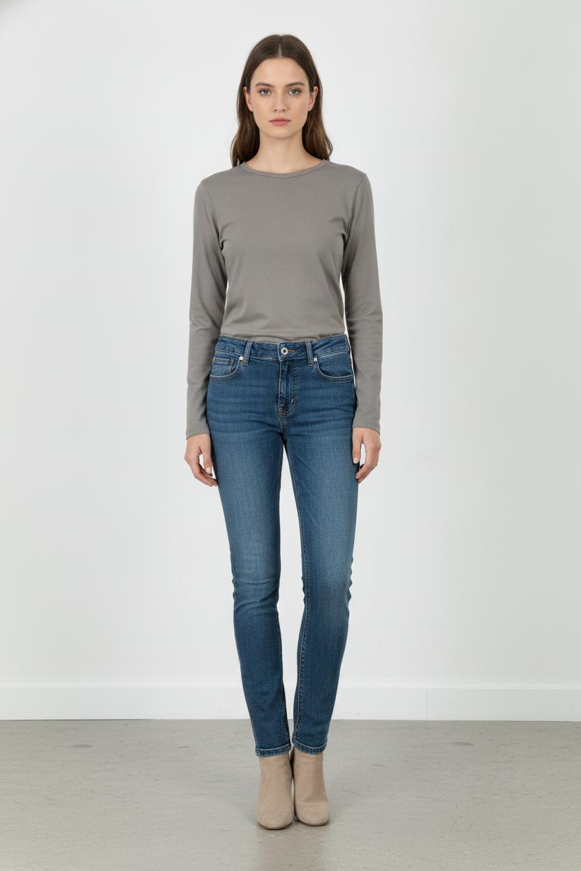 Jean Slim Bleu - Taille XS/34 de la marque Joseph | PARAD32500 - Vendu par Paradigme - Image 1