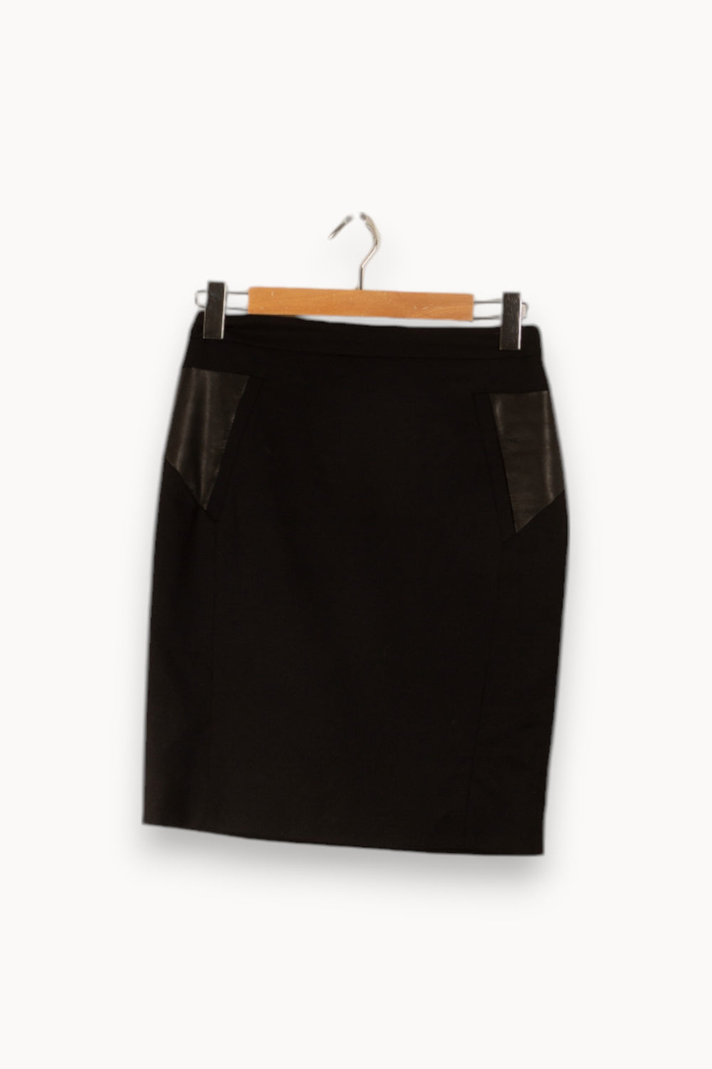 Jupe noire - Taille M/38 de la marque The Kooples | PARAD32852 - Vendu par Paradigme - Image 1