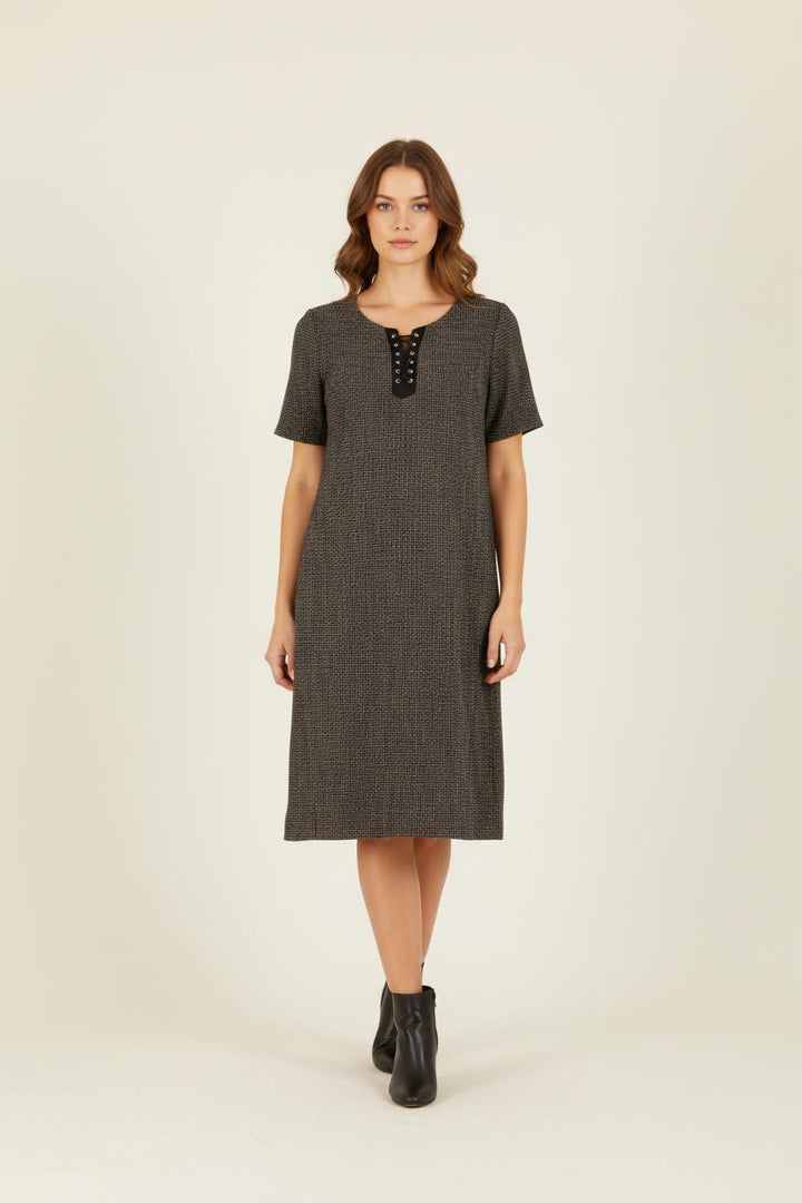 Robe Droite Noire - Taille M/38 de la marque Caroll | PARAD33087 - Vendu par Paradigme - Image 1