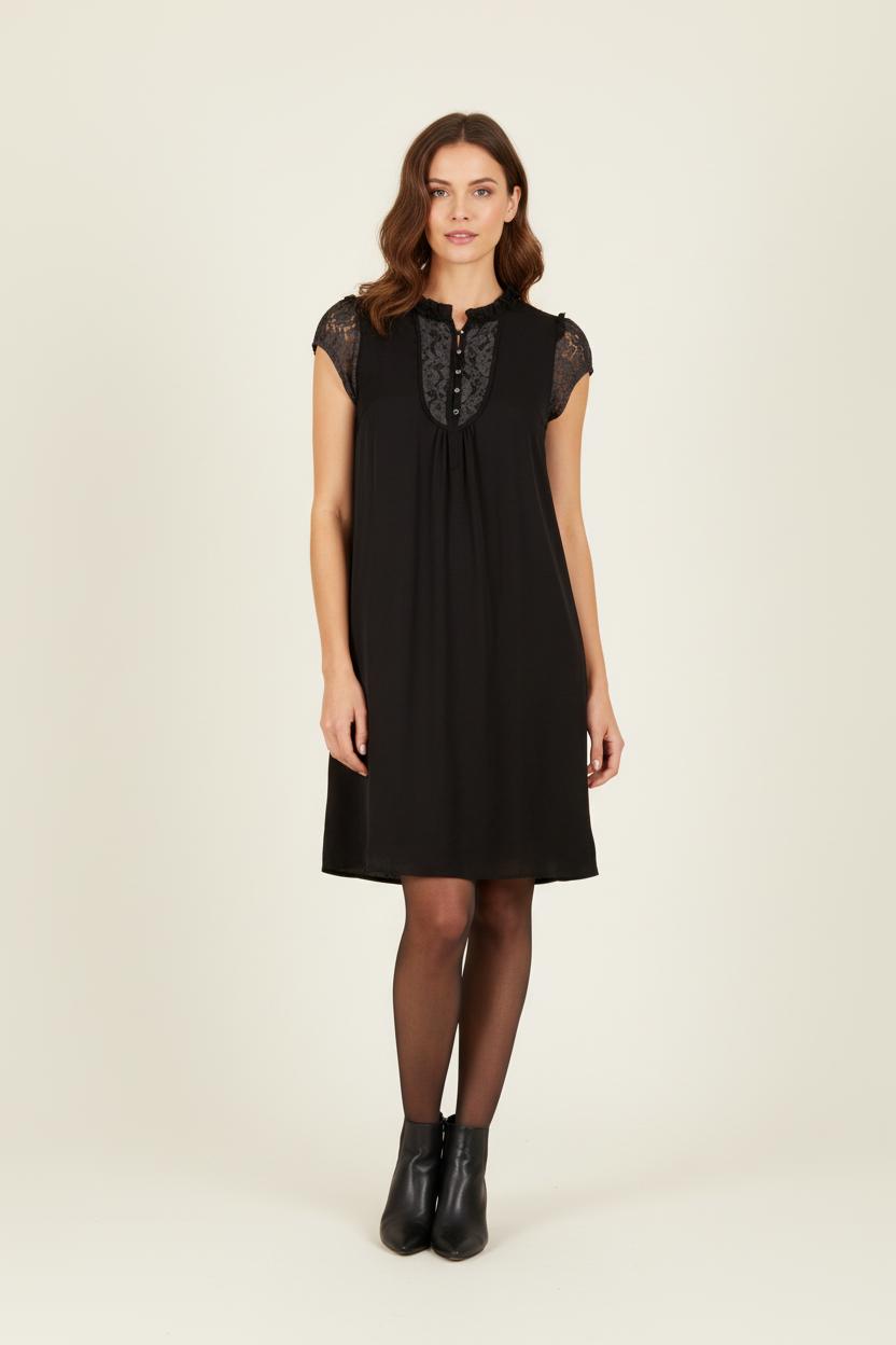 Robe noire avec détails - Taille M/38