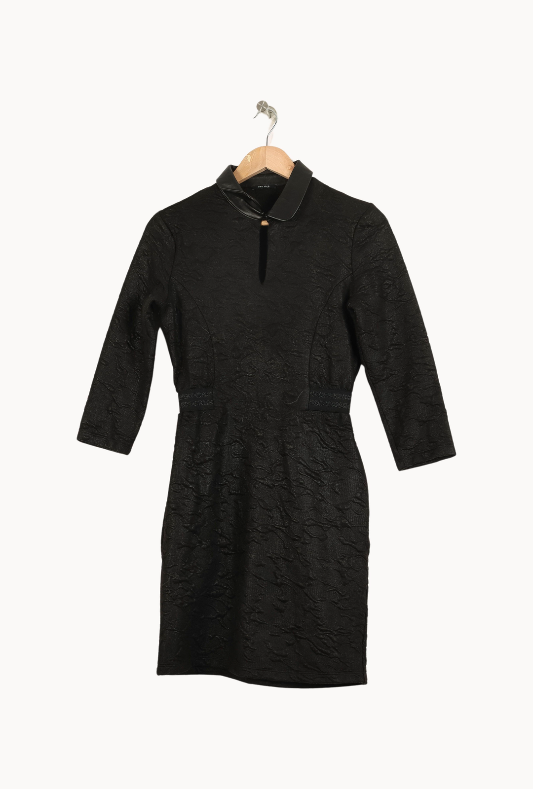 Robe Courte Noire - Taille XS/34 de la marque One Step | PARAD33841 - Vendu par Paradigme - Image 2