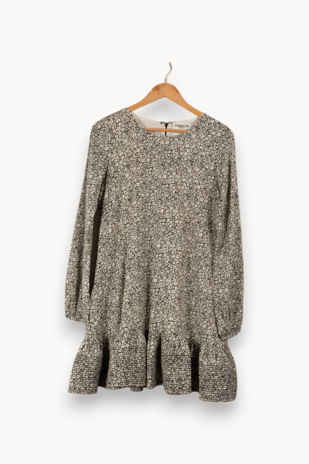 Robe noire et blanche - Taille M/38 de la marque Essentiel Antwerp | PARAD33845 - Vendu par Paradigme - Image 1