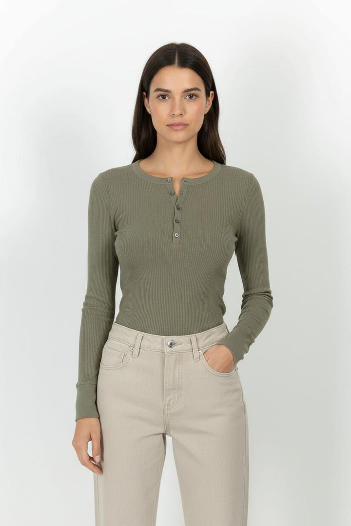 Henley Vert - Taille S/36 de la marque Vanessa Bruno | PARAD37822 - Vendu par Paradigme - Image 1