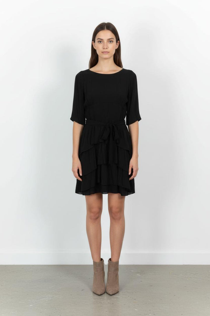 Robe Courte Noire - Taille M/38 de la marque Sandro | PARAD37846 - Vendu par Paradigme - Image 1