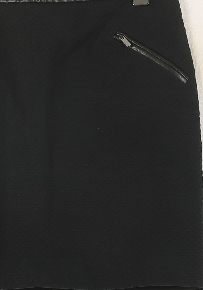 Jupe Courte Noire - Taille M/38 de la marque Comptoir des Cotonniers | PARAD37886 - Vendu par Paradigme - Image 3