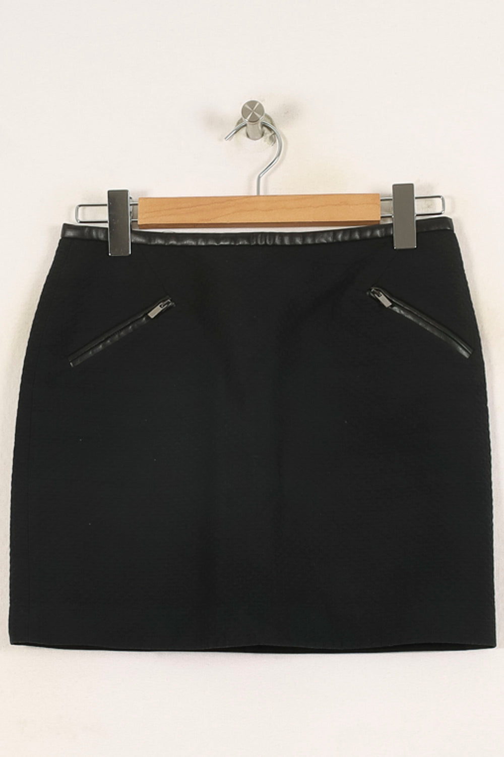 Jupe Courte Noire - Taille M/38 de la marque Comptoir des Cotonniers | PARAD37886 - Vendu par Paradigme - Image 2