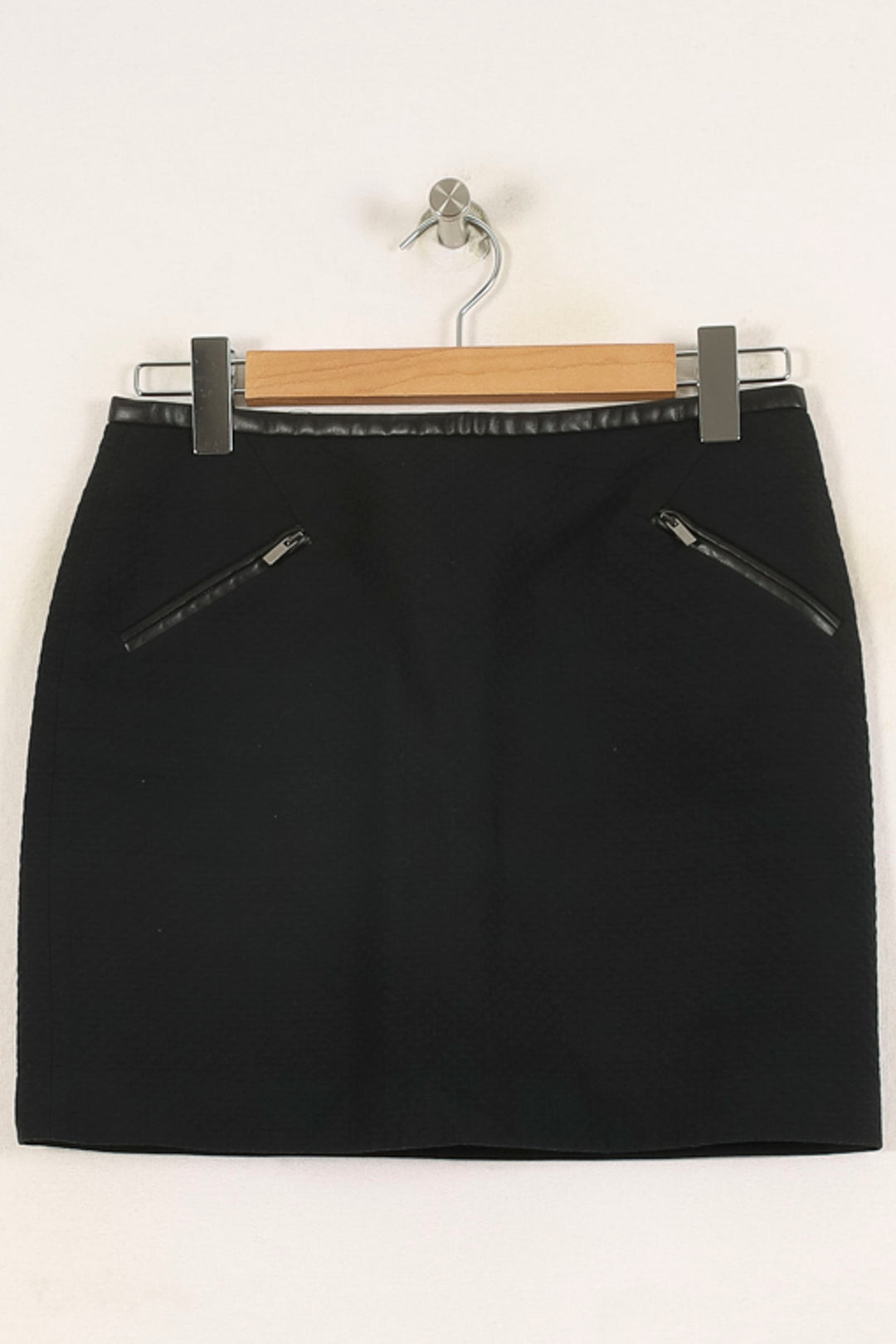 Jupe Courte Noire - Taille M/38 de la marque Comptoir des Cotonniers | PARAD37886 - Vendu par Paradigme - Image 2