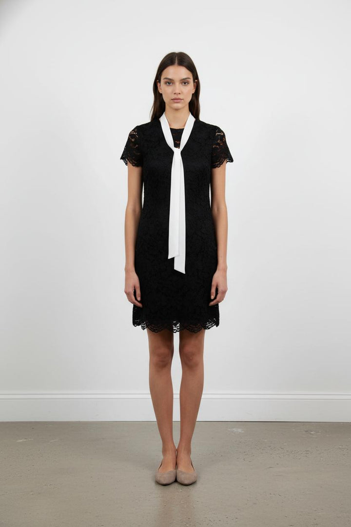 Robe Courte Noire et Blanche - Taille XS/34