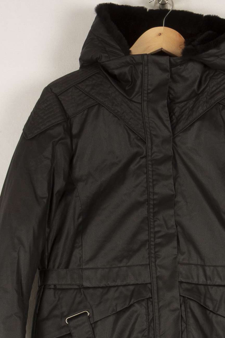 Manteau noir avec capuche - Taille XS/34 de la marque One Step | PARAD40179 - Vendu par Paradigme - Image 2