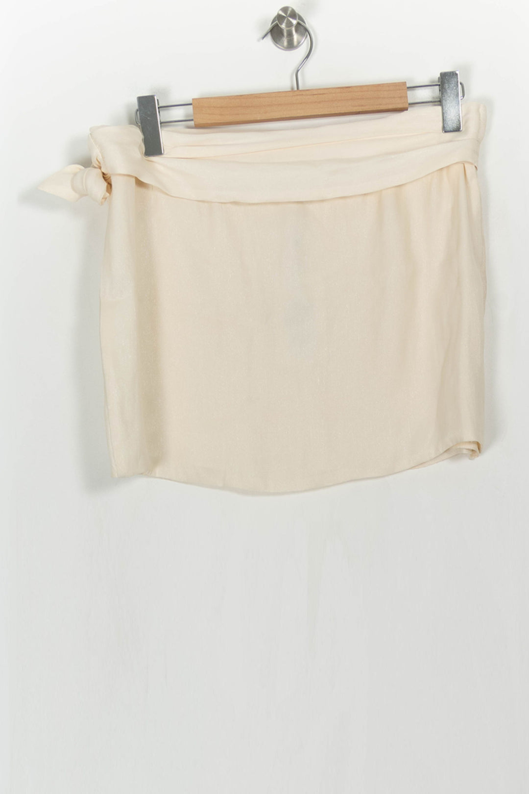 Jupe beige satinée - Taille M/38 de la marque IRO | PARAD40263 - Vendu par Paradigme - Image 4