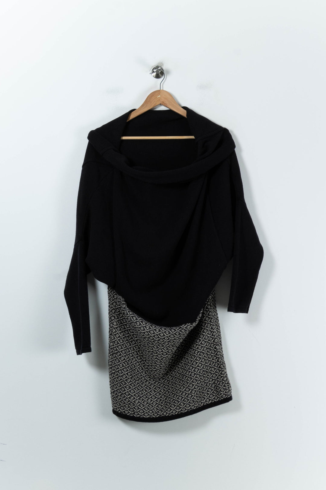 Pull noir - Taille Unique de la marque Ekyog | PARAD40550 - Vendu par Paradigme - Image 2