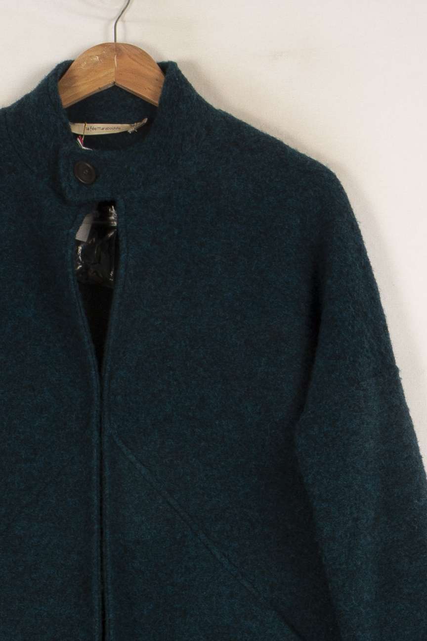 Manteau vert - Taille M/38 de la marque La Fée Maraboutée | PARAD41514 - Vendu par Paradigme - Image 2