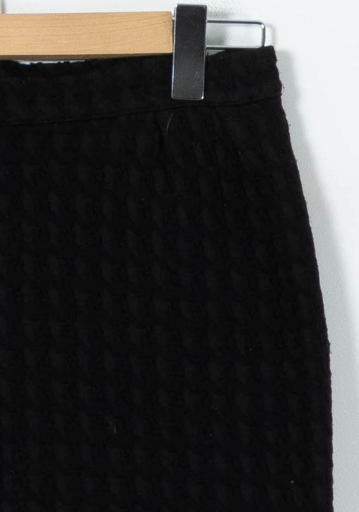 Jupe noire pied-de-poule - Taille M/38 de la marque La Fée Maraboutée | PARAD41959 - Vendu par Paradigme - Image 3
