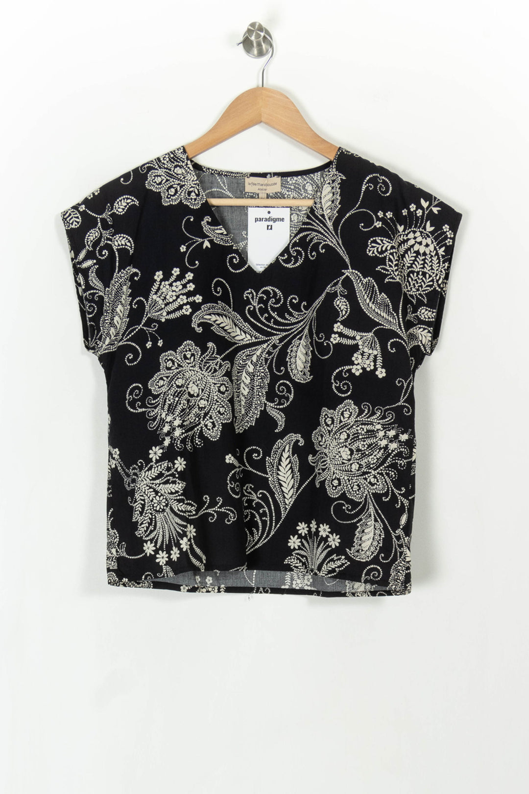 Blouse noire à motifs - Taille XS/34 de la marque La Fée Maraboutée | PARAD42828 - Vendu par Paradigme - Image 2