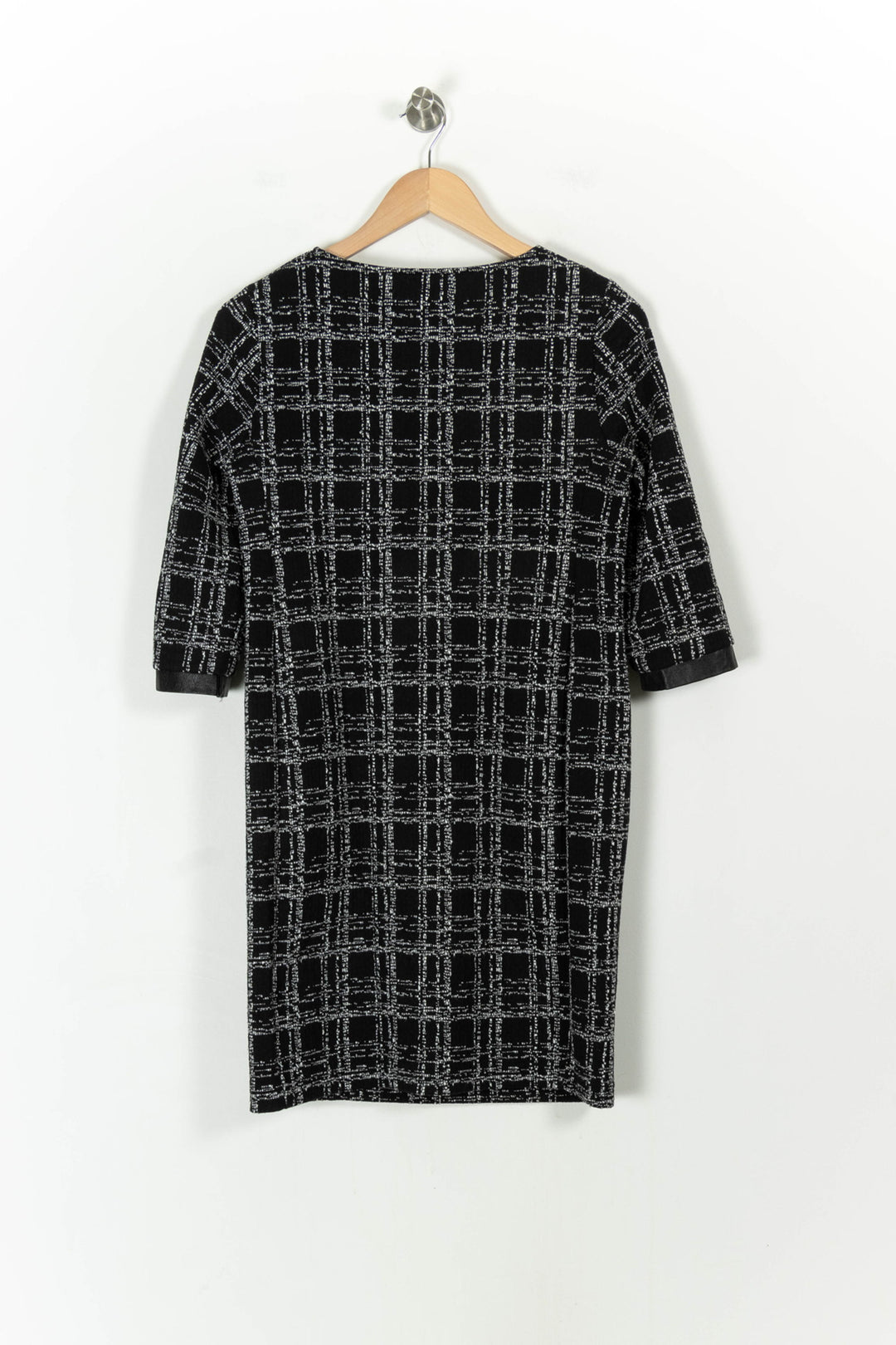 Robe Noire et Blanche - Taille XS/34 de la marque La Fée Maraboutée | PARAD42899 - Vendu par Paradigme - Image 4