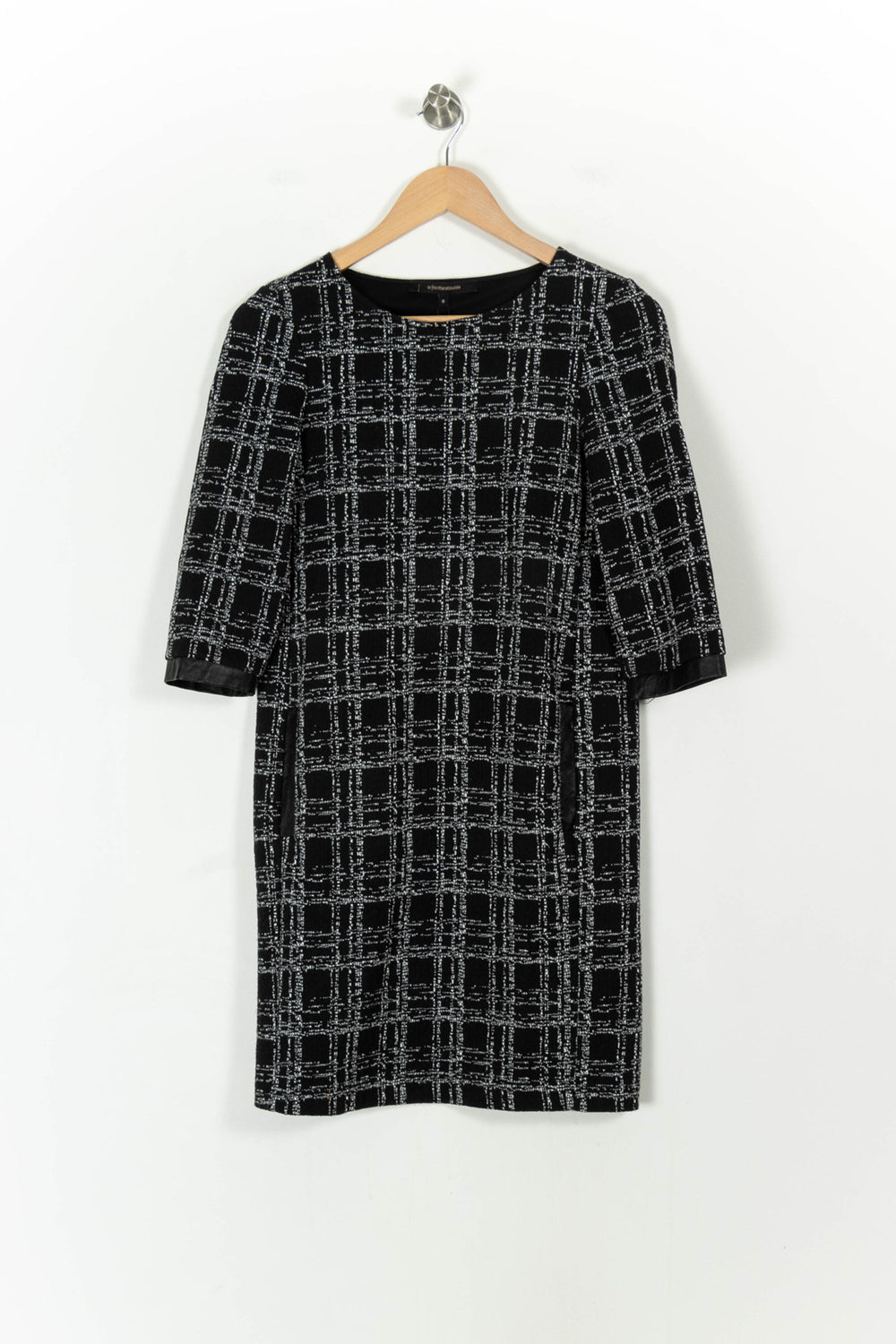 Robe Noire et Blanche - Taille XS/34 de la marque La Fée Maraboutée | PARAD42899 - Vendu par Paradigme - Image 2