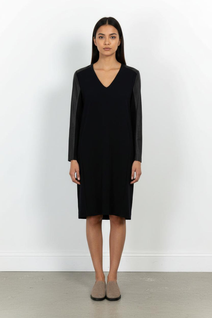 Robe Midi Noire - Taille M/38 de la marque Maje | PARAD43201 - Vendu par Paradigme - Image 1