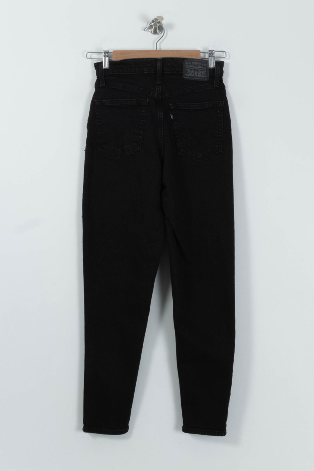 Jean Tapered Noir - Taille S/36 de la marque Levi's | PARAD44191 - Vendu par Paradigme - Image 4