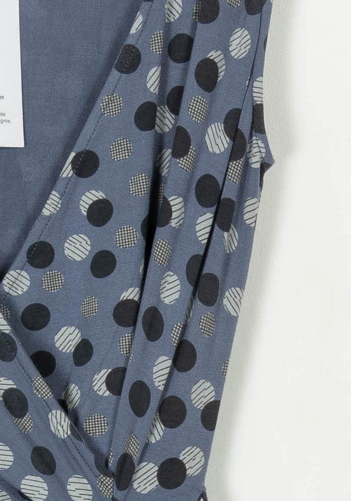 Robe bleue à pois - Taille M/38 de la marque La Fée Maraboutée | PARAD44359 - Vendu par Paradigme - Image 3