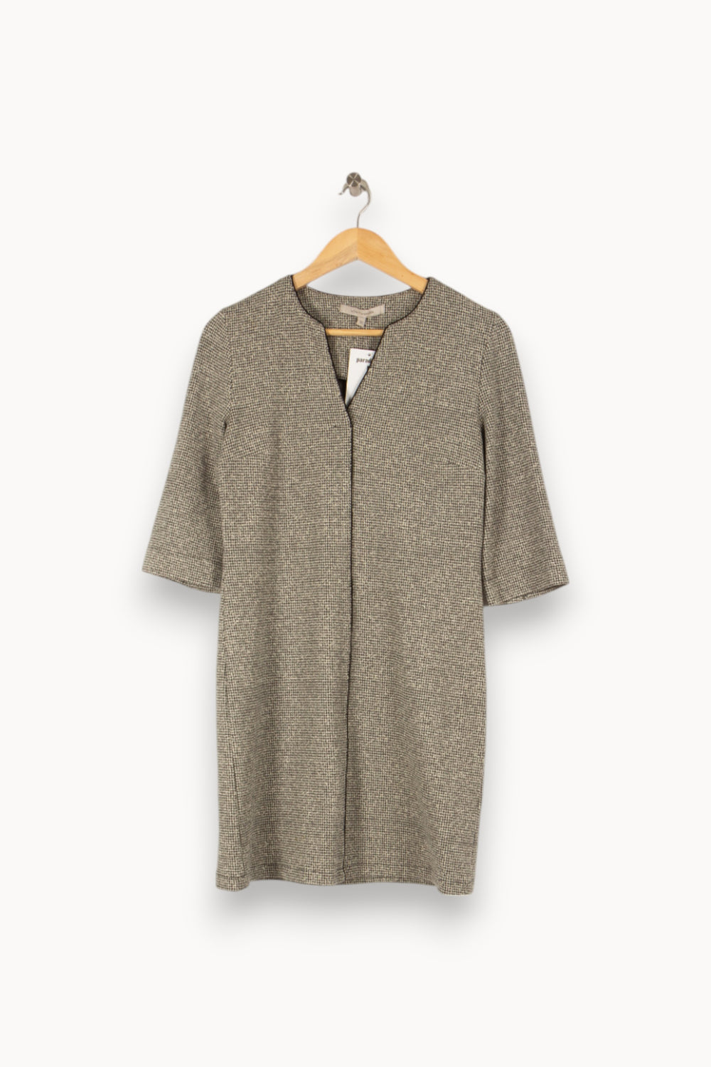 Robe noire et blanche - Taille M/38 de la marque La Fée Maraboutée | PARAD44450 - Vendu par Paradigme - Image 1